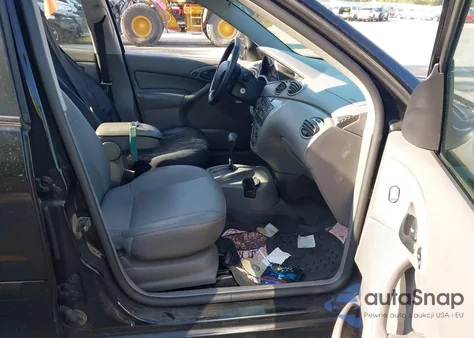 2003 Ford Focus Zts from USA, damaged, VIN 1FAFP38373W276950